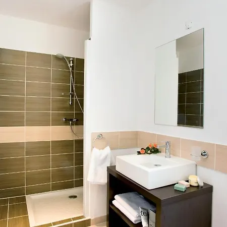 Lagrange Estivel - Le Clos Savornin *