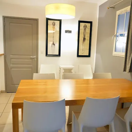 Lagrange Estivel - Le Clos Savornin Villa