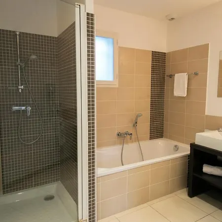 Lagrange Estivel - Le Clos Savornin Villa Saint-Saturnin-lès-Apt